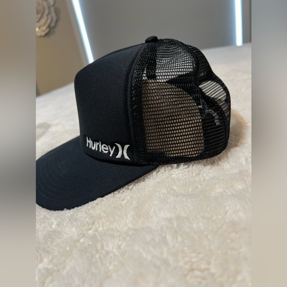 Hurley black trucker hat. New with tags - Picture 2 of 11